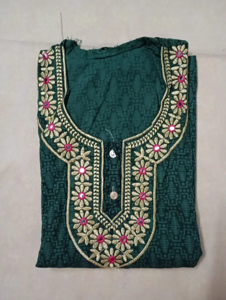 Dark Green Cotton Nighty With Front Pocket 
